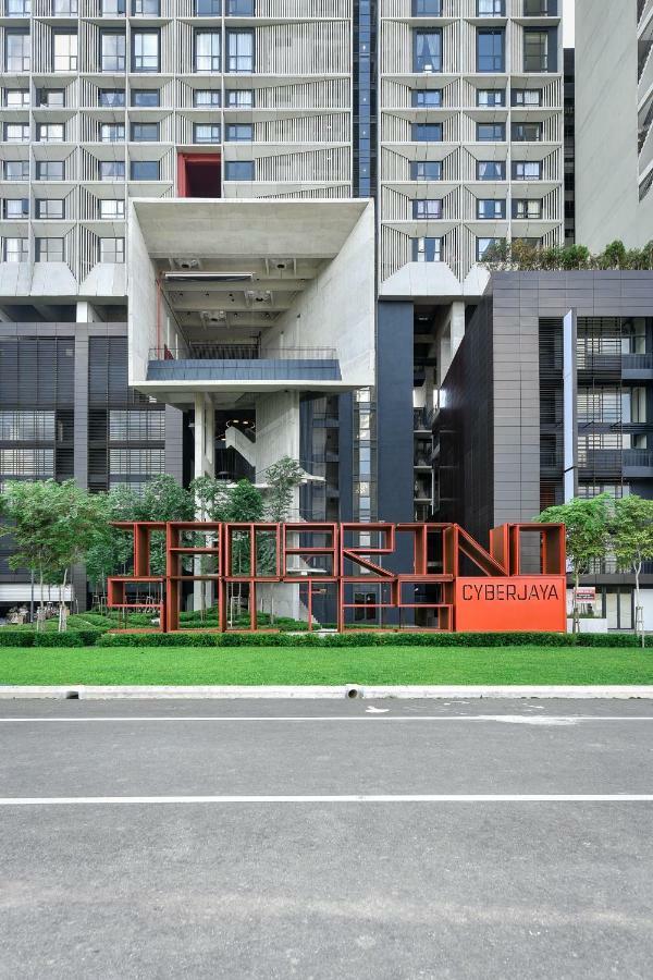Tamarind Suites By Subhome Cyberjaya Exterior foto