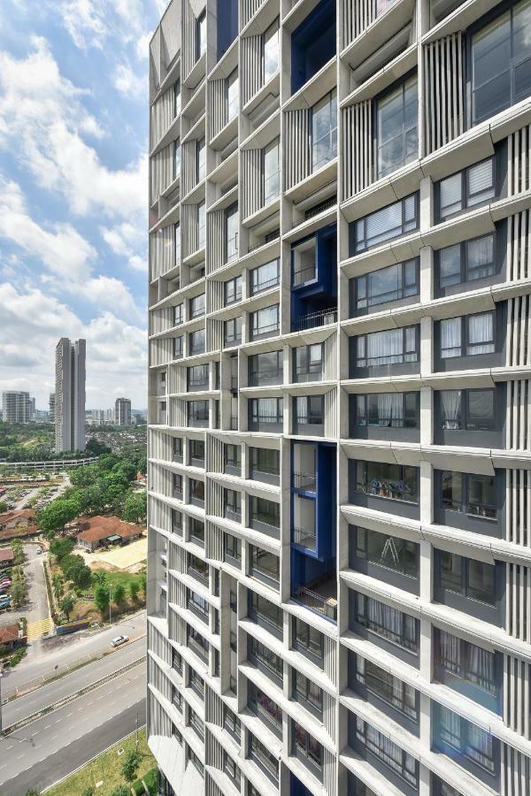 Tamarind Suites By Subhome Cyberjaya Exterior foto